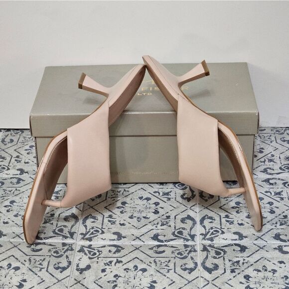 Marc Fisher, Womans, Leather Heeled Sandals. NIB/Size 9.5 - Picture 5 of 7